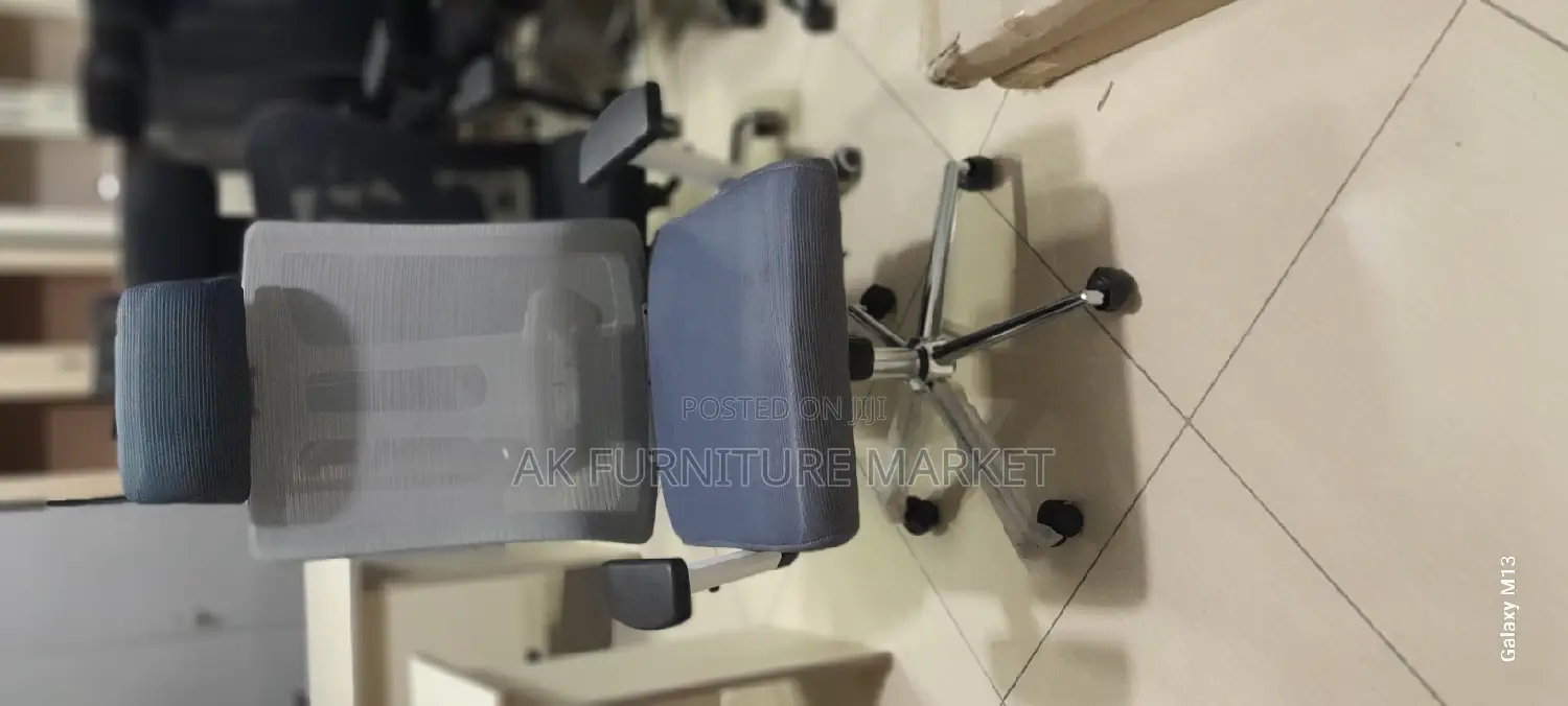 Office Managerial Chair