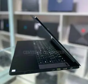 New Laptop Razer Blade 16GB Intel Core I7 SSD 512GB