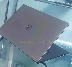 Photo - New Laptop Dell Latitude 5310 16GB Intel Core I7 SSD 512GB