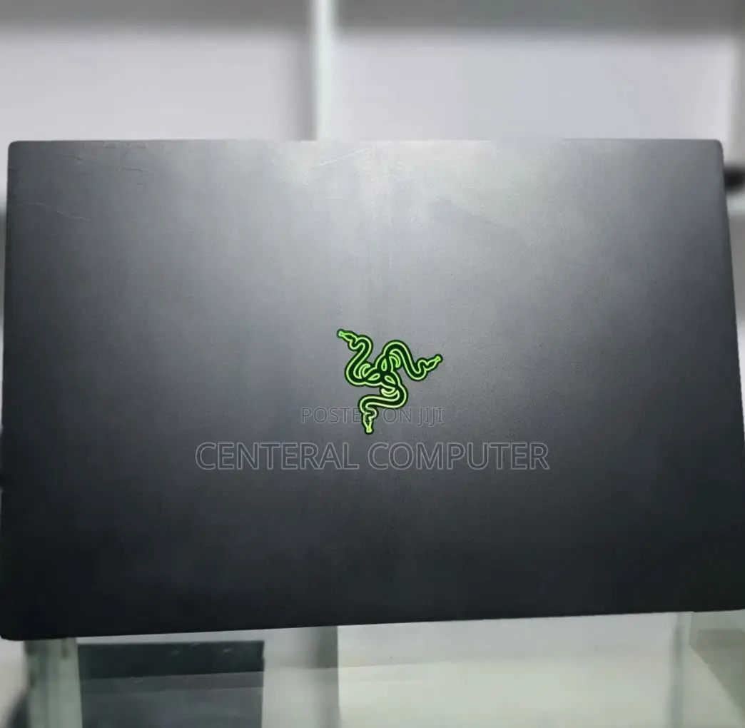 New Laptop Razer Blade Stealth 16GB Intel Core I7 SSD 1T
