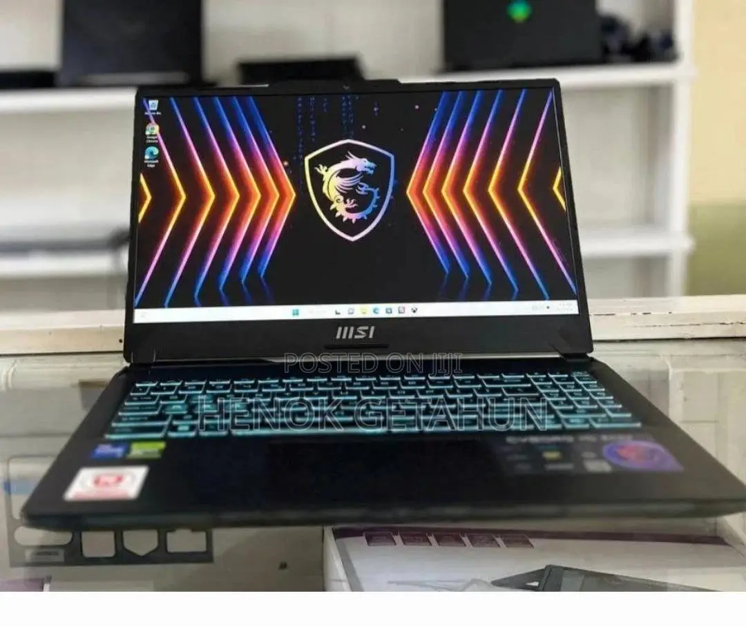 New Laptop MSI CR400 16GB Intel Core i7 SSD 512GB