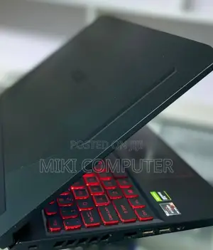 New Laptop Acer Nitro 5 8GB AMD Ryzen 5 SSD 256GB