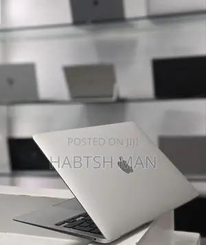 Photo - New Laptop Apple MacBook Air 2020 M1 8GB Intel Core M SSD 512GB