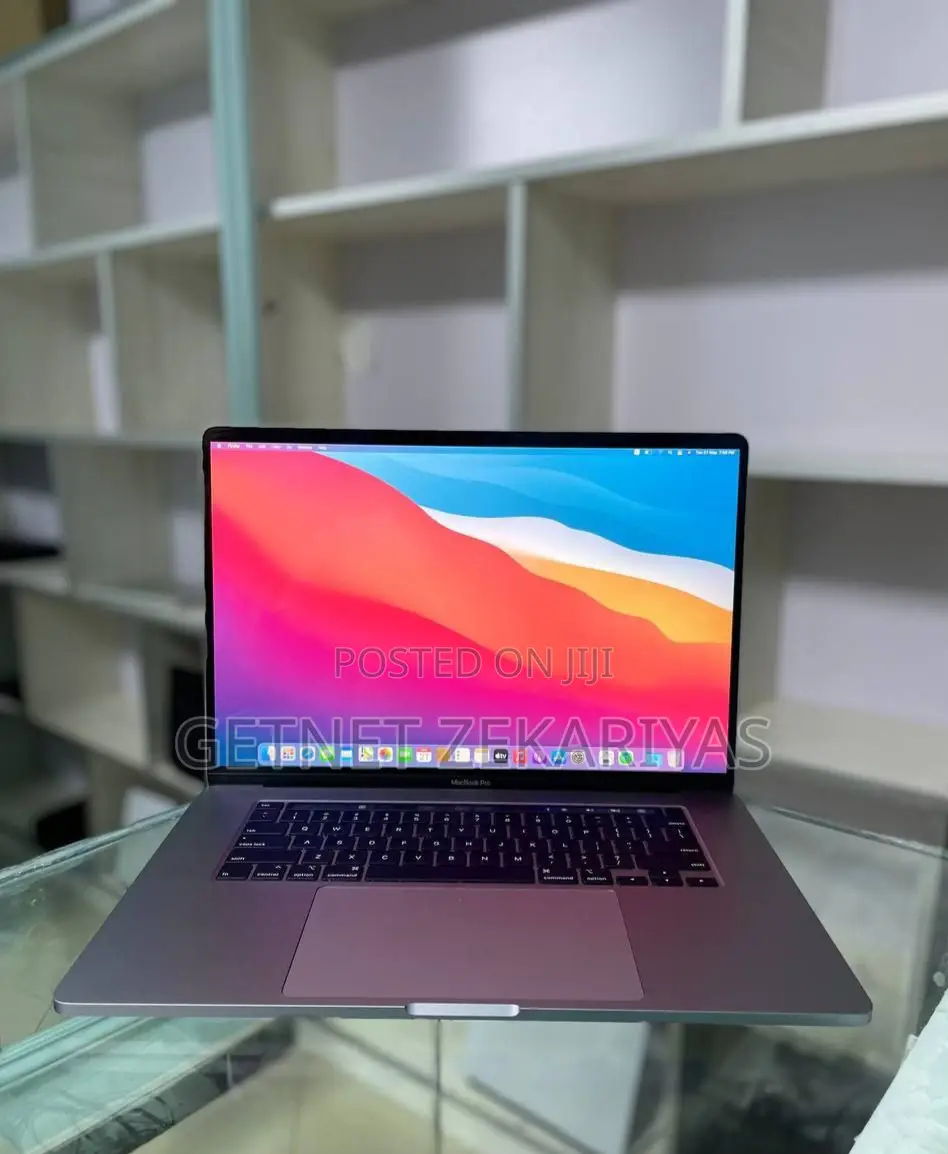 New Laptop Apple MacBook Pro 2019 32GB Intel Core I9 SSD 1T