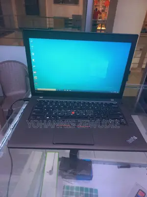 Photo - New Laptop Lenovo ThinkPad T450 4GB Intel Core i5 HDD 500GB