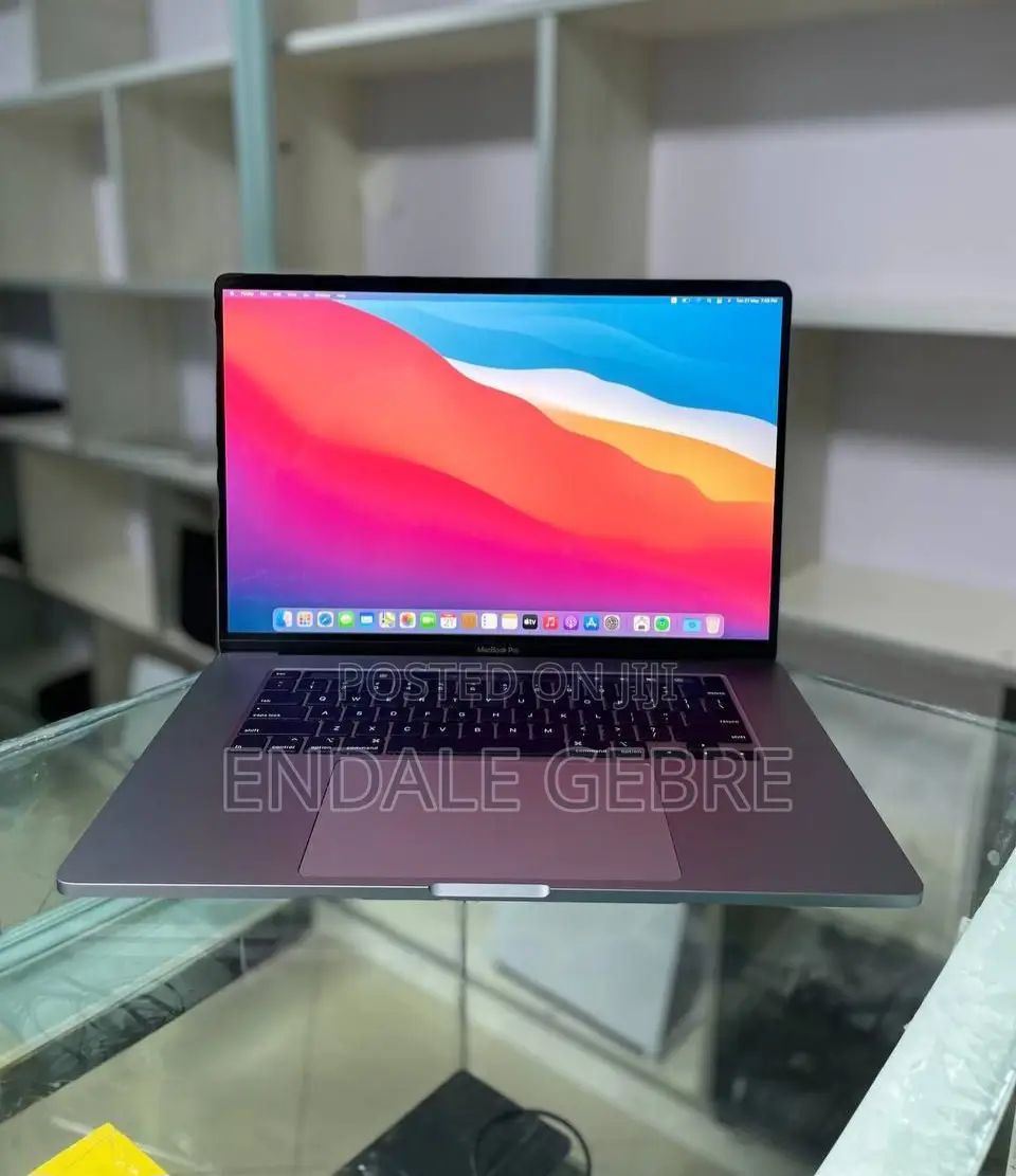 New Laptop Apple MacBook Pro 2019 32GB Intel Core I9 SSD 1T