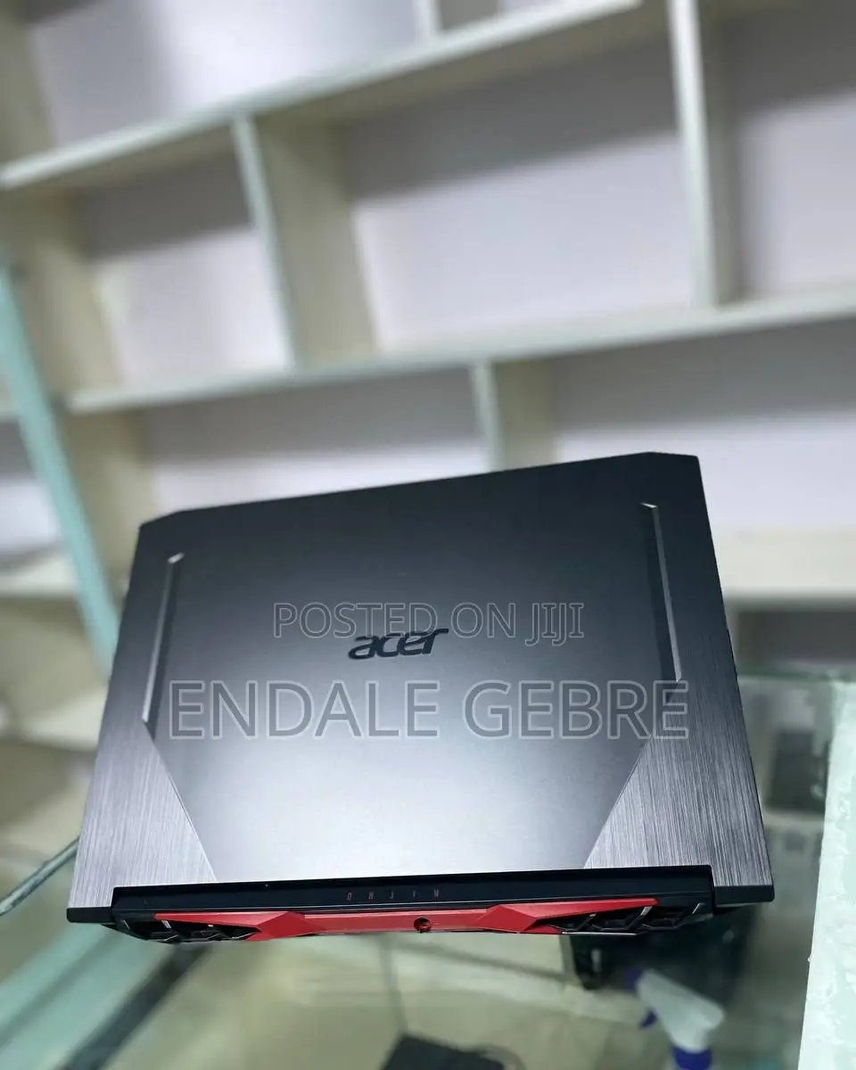 New Laptop Acer Nitro 5 8GB AMD Ryzen 5 SSD 256GB