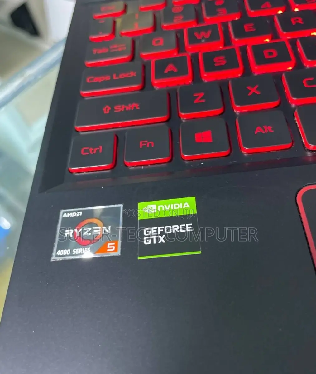 New Laptop Acer Nitro 5 8GB AMD Ryzen 5 SSD 256GB