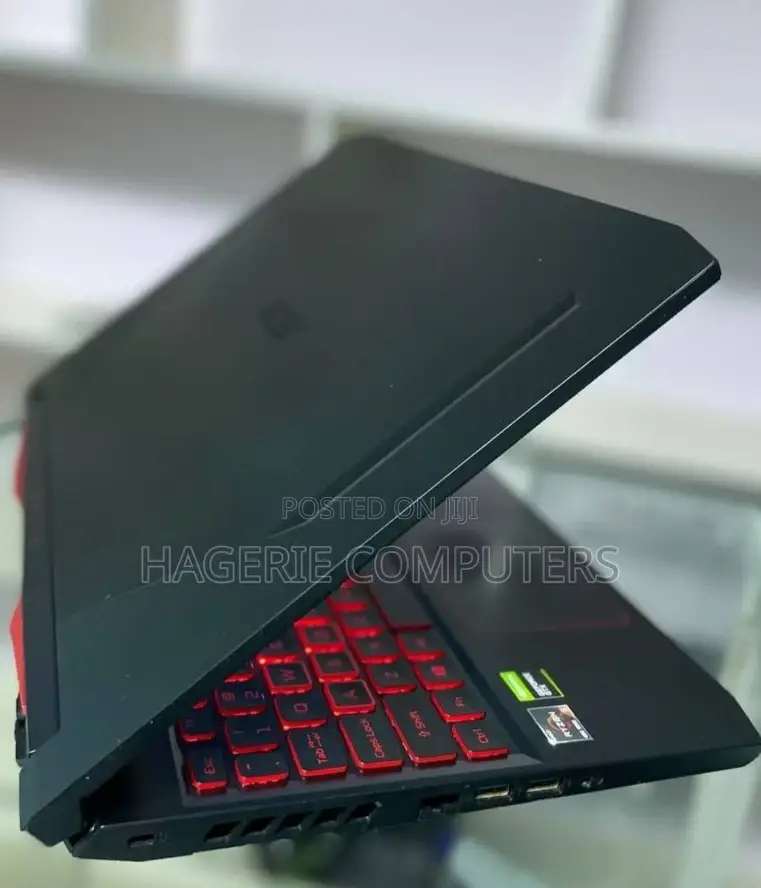 New Laptop Acer Nitro 5 8GB AMD Ryzen 5 SSD 256GB