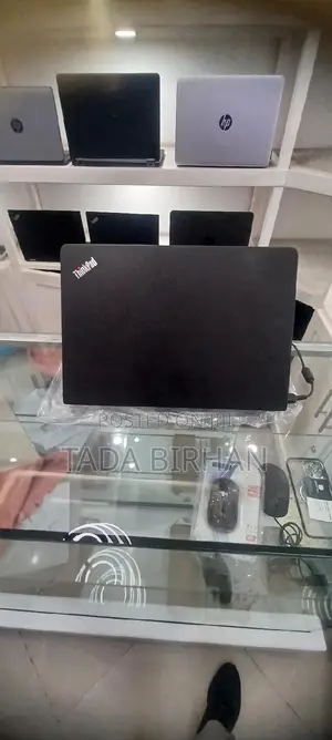 Photo - Laptop Lenovo ThinkPad Yoga 8GB Intel Core I5 SSD 256GB