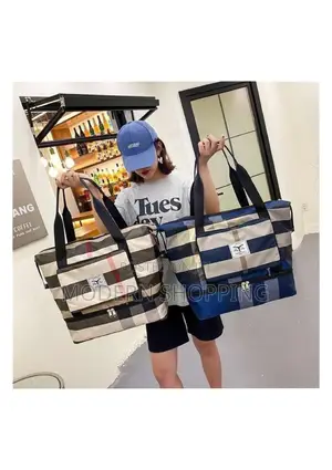 Photo - Foldable High Capacity Travel Bags
