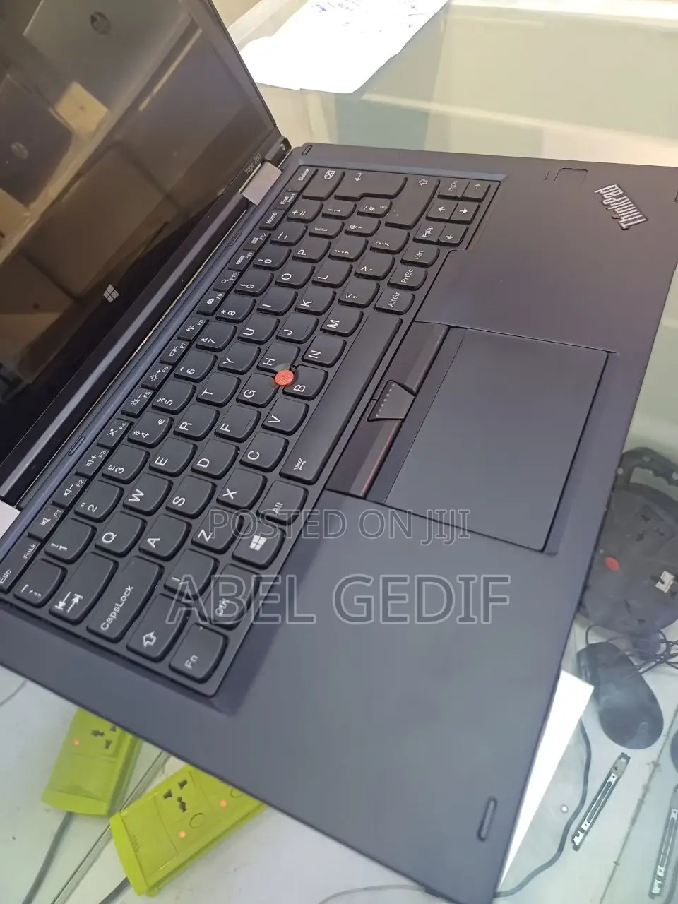 New Laptop Lenovo ThinkPad Yoga 8GB Intel Core I5 SSD 512GB