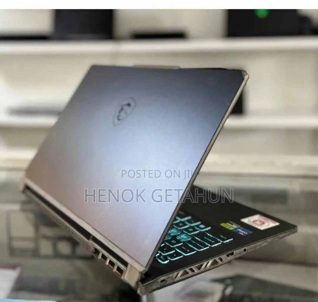 New Laptop MSI CR400 16GB Intel Core i7 SSD 512GB