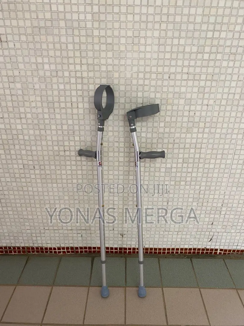 Crutches ^ክራንች\በፈለጉት ቁመት/አይነት\Crutches|Crunch|Crutches/Crunች