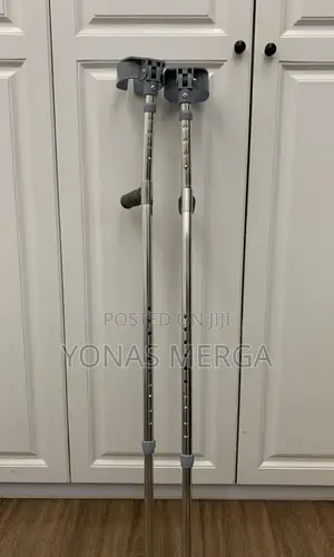Crutches%ክራንች\Crunch^Crutches|Crunch§Crutches°ለብብትም አለ\ክራንች