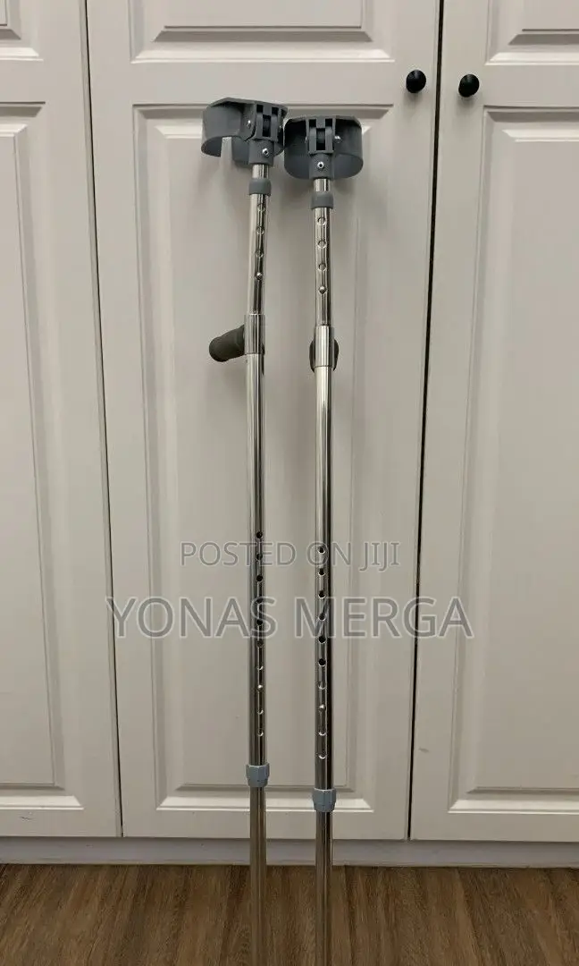 Crutches%ክራንች\Crunch^Crutches|Crunch§Crutches°ለብብትም አለ\ክራንች