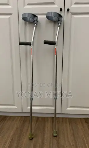 Crutches%ክራንች\Crunch^Crutches|Crunch§Crutches°ለብብትም አለ\ክራንች