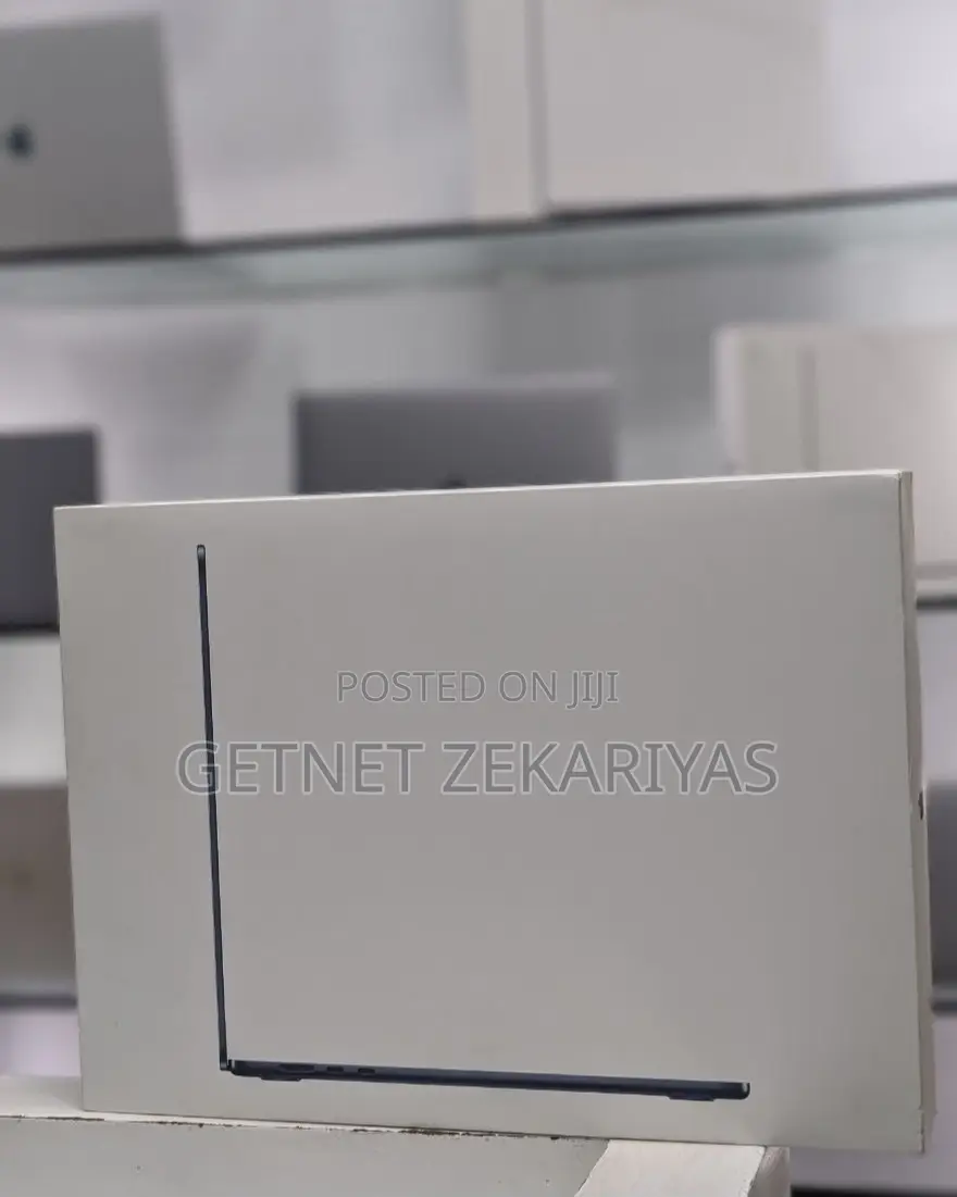 New Laptop Apple MacBook Air 2024 M3 15-Inch 8GB Apple M3 SSD 256GB