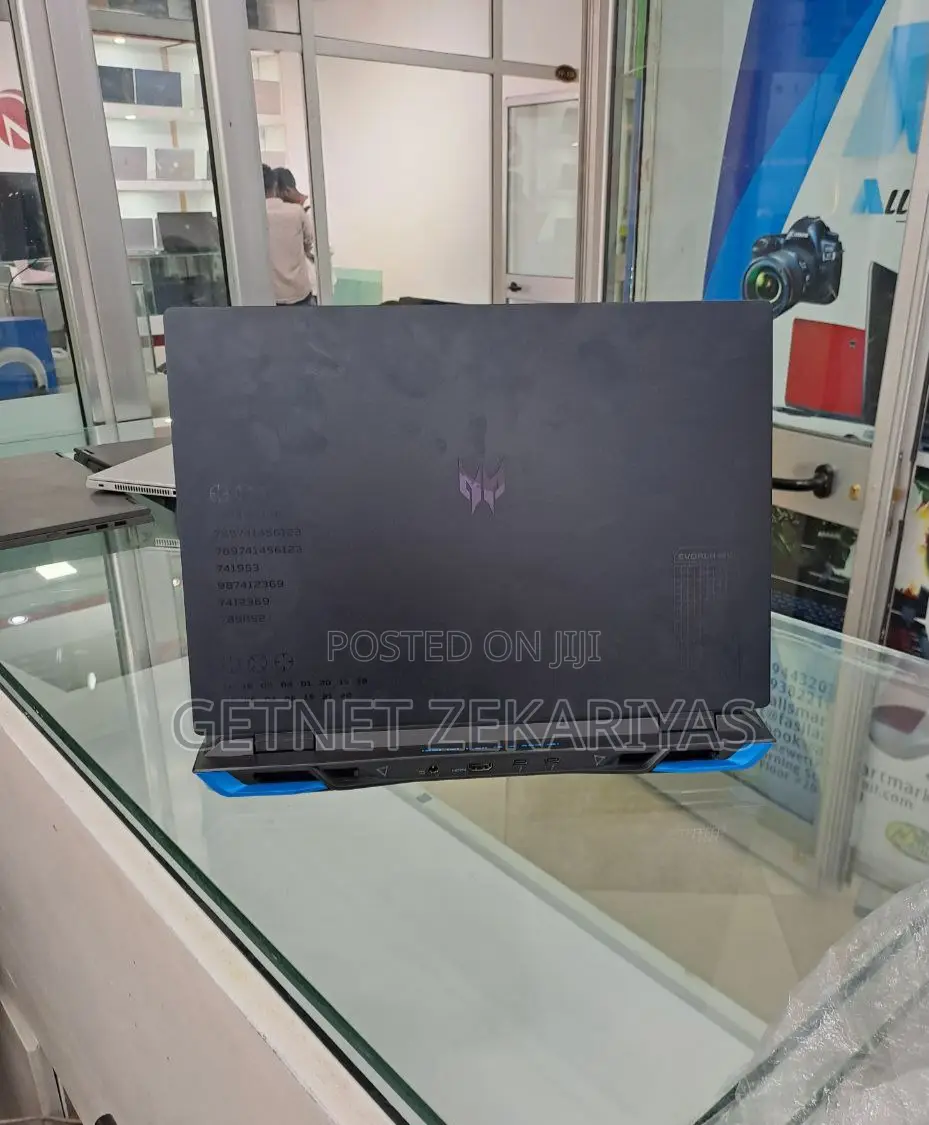 New Laptop Acer Predator Helios 300 16GB Intel Core I9 SSD 1T