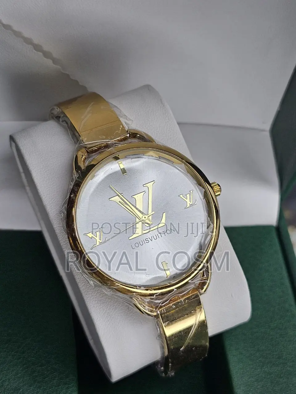 Louis Vuitton Landies/Womens Lustrous Watches