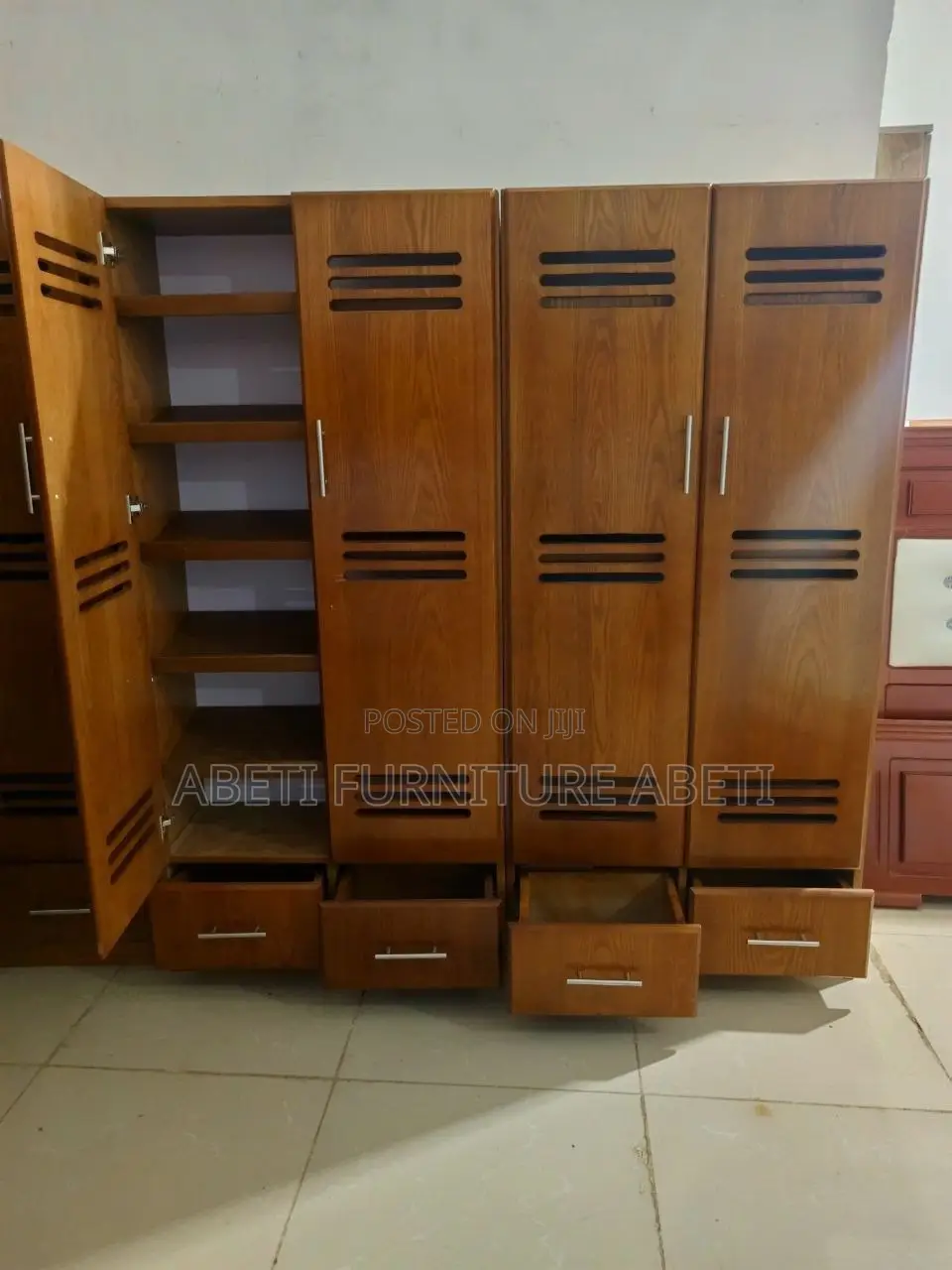 የጫማመደርደሪያአለ