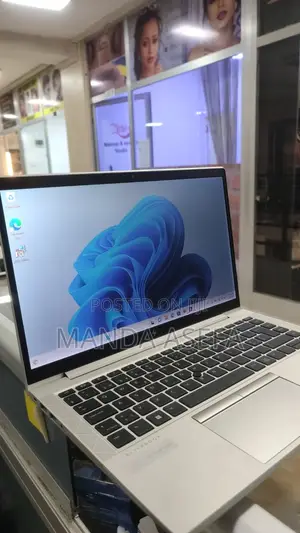 Photo - New Laptop HP EliteBook 840 G8 16GB Intel Core I5 SSD 512GB