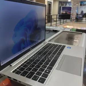 New Laptop HP EliteBook 840 G8 16GB Intel Core I5 SSD 512GB