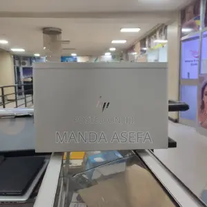 New Laptop HP EliteBook 840 G8 16GB Intel Core I5 SSD 512GB