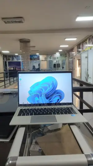 New Laptop HP EliteBook 840 G8 16GB Intel Core I5 SSD 512GB