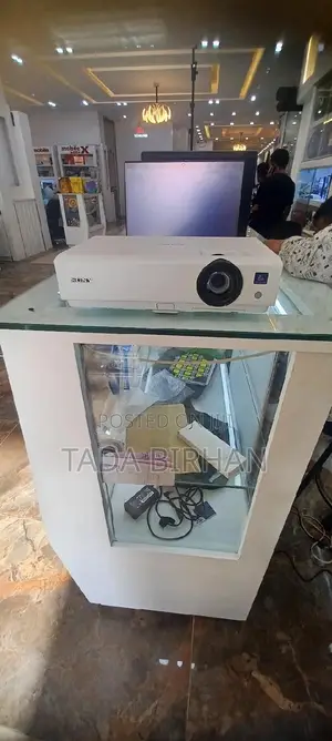 Projcter Sony Dx 102 Model