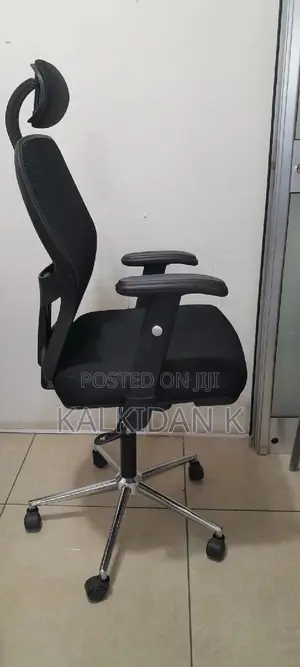 Mesh Managerial Chair