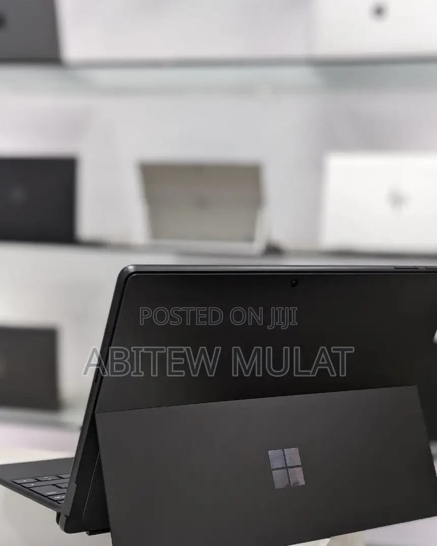 New Laptop Microsoft Surface Pro 9 16GB Intel Core I5 SSD 256GB