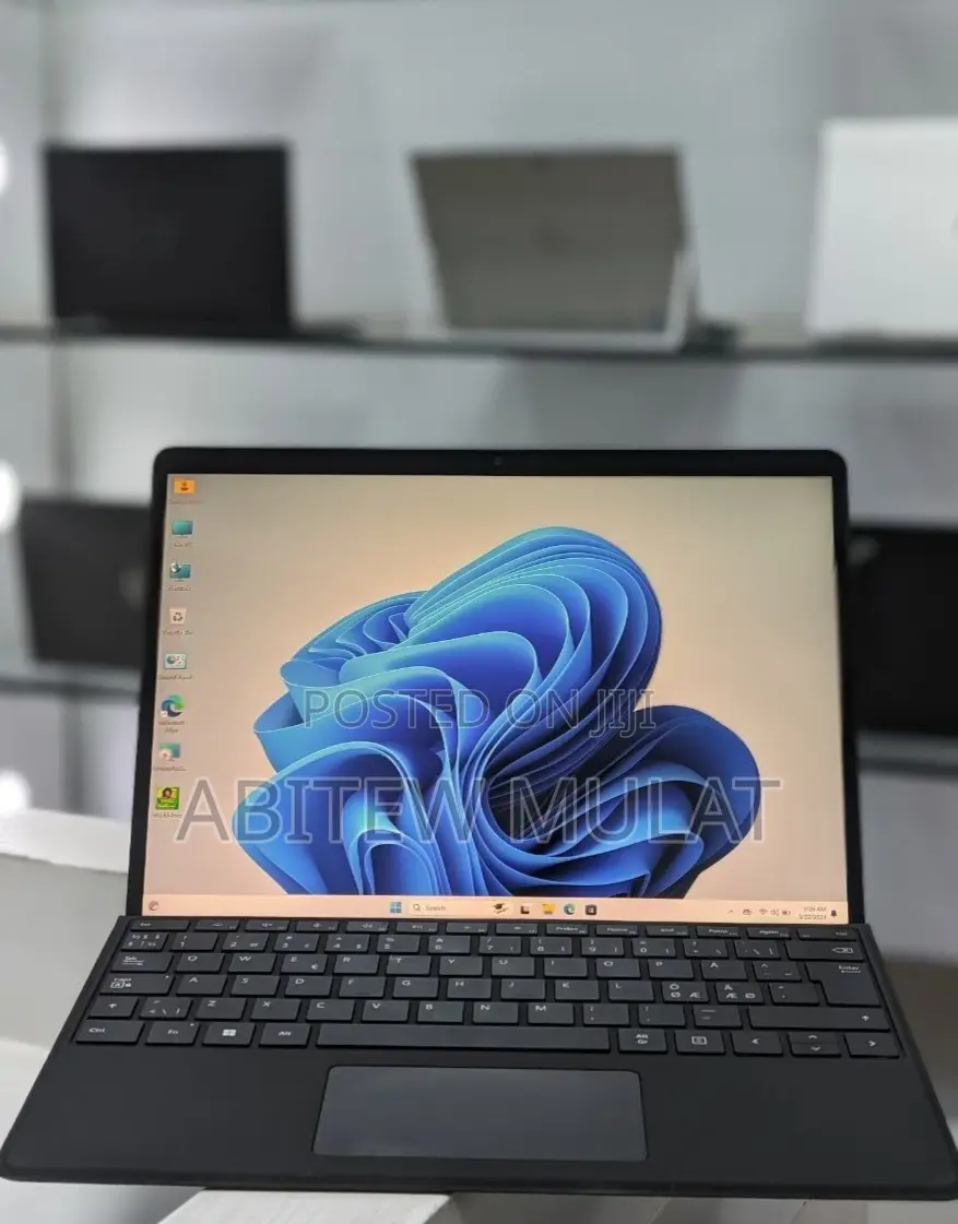 New Laptop Microsoft Surface Pro 9 16GB Intel Core I5 SSD 256GB