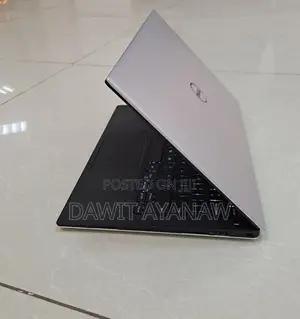 New Laptop Dell XPS 15 8GB Intel Core I7 SSD 512GB