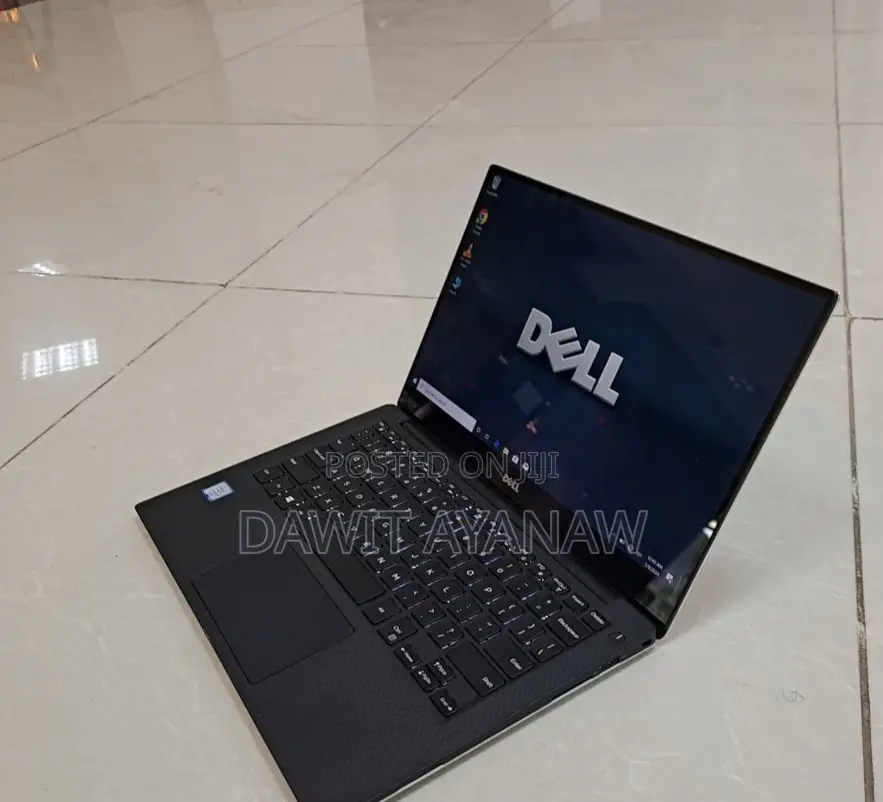 New Laptop Dell XPS 15 8GB Intel Core I7 SSD 512GB