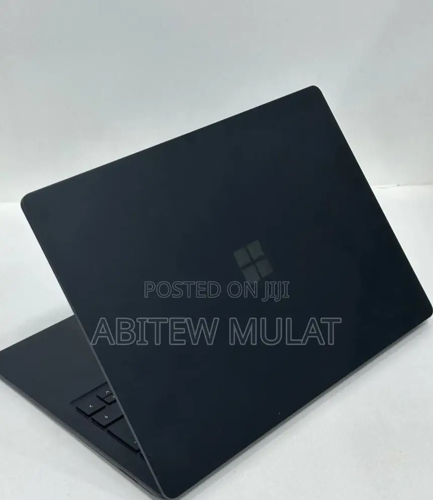 New Laptop Microsoft Surface Book 3 8GB Intel Core I5 SSD 256GB