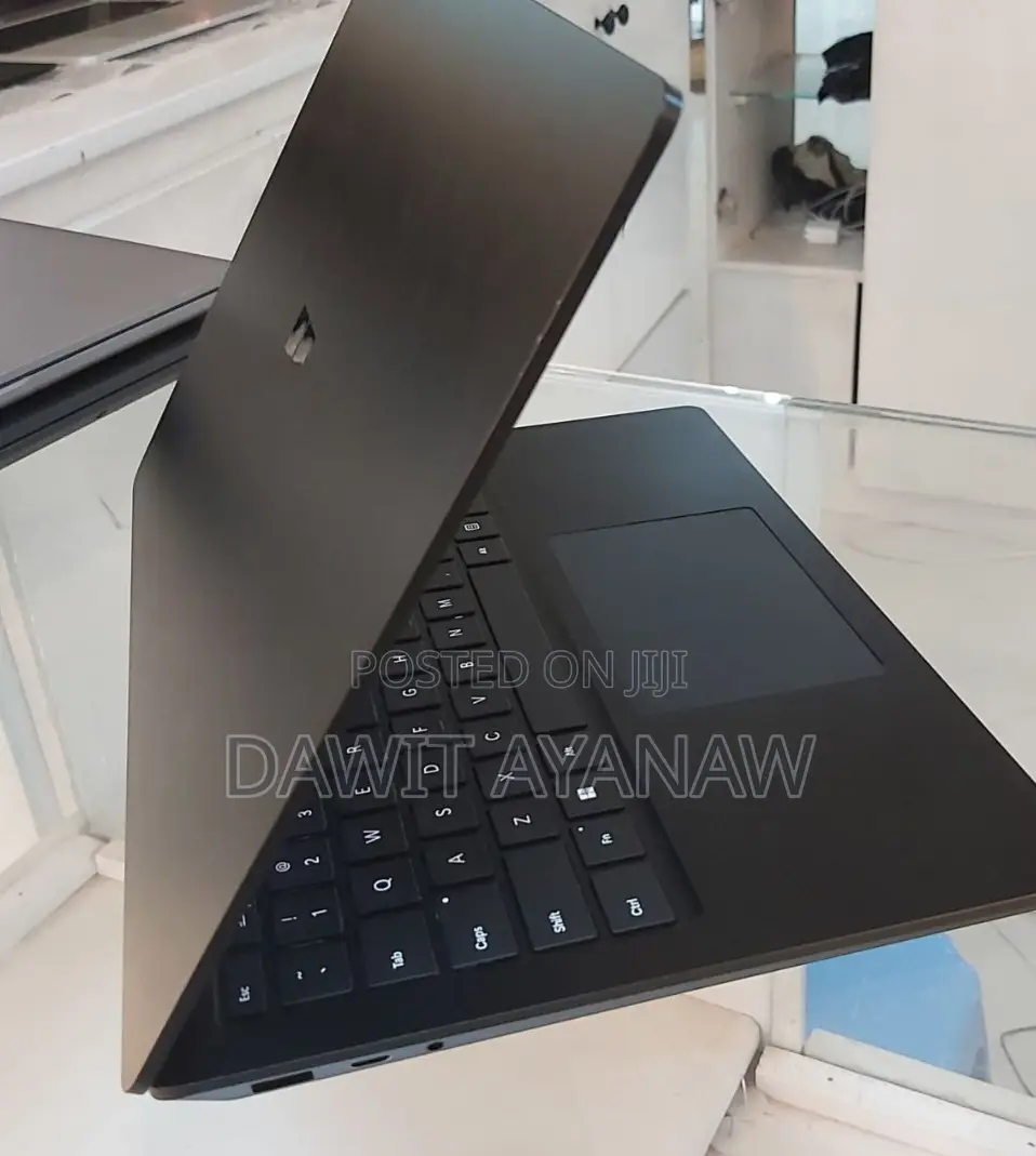 New Laptop Microsoft Surface Laptop 5 32GB Intel Core I7 SSD 512GB