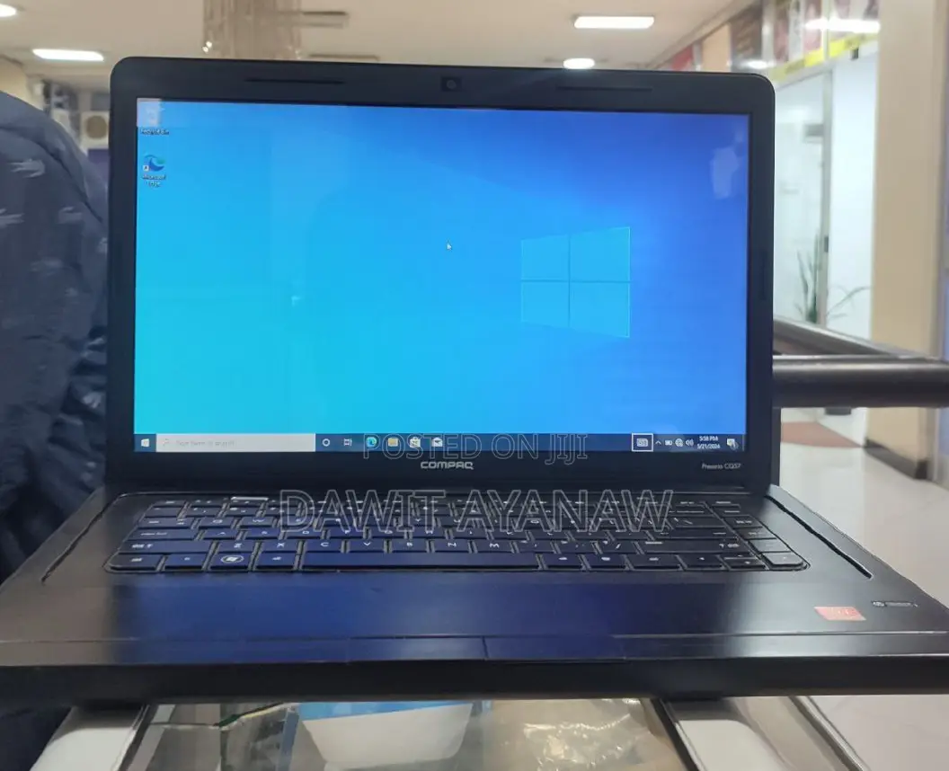 New Laptop HP 8GB AMD A6 SSD 256GB