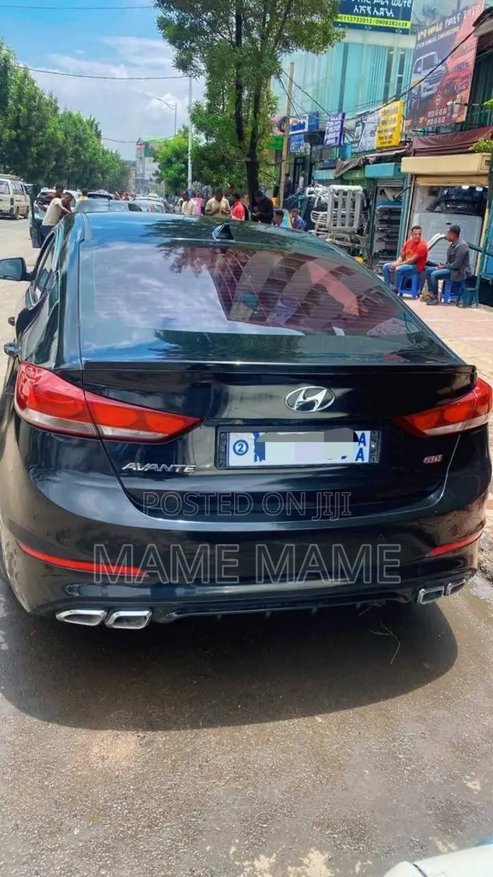 Hyundai Avante 2017 Black