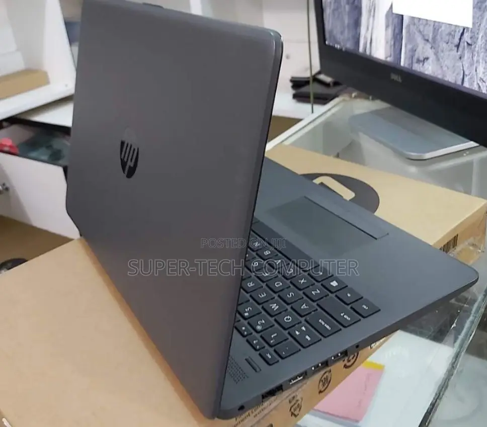 New Laptop HP Stream Notebook 8GB Intel Core I7 SSD 512GB