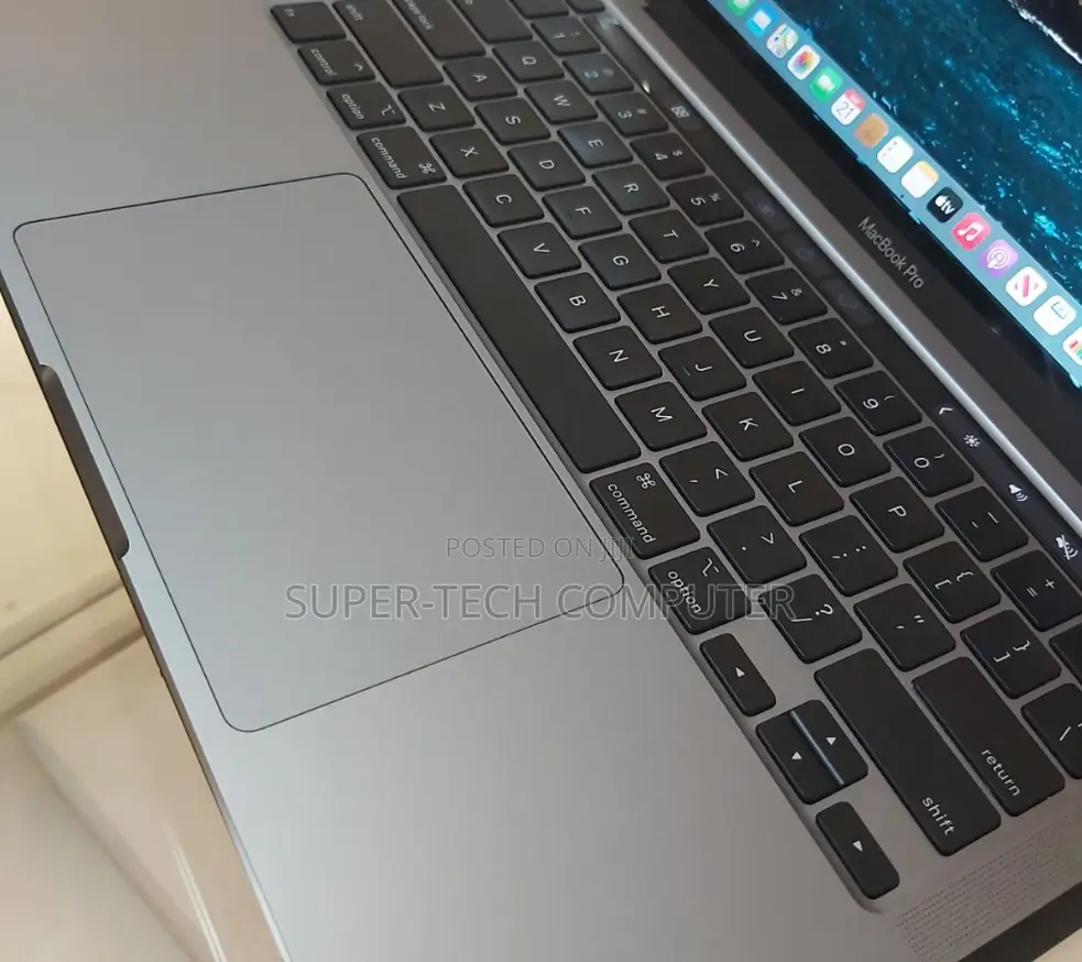 New Laptop Apple MacBook Pro 2019 16GB Intel Core I5 SSD 512GB