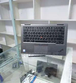 Photo - New Laptop Lenovo Thinkpad X1 Yoga 16GB Intel Core I7 SSD 512GB