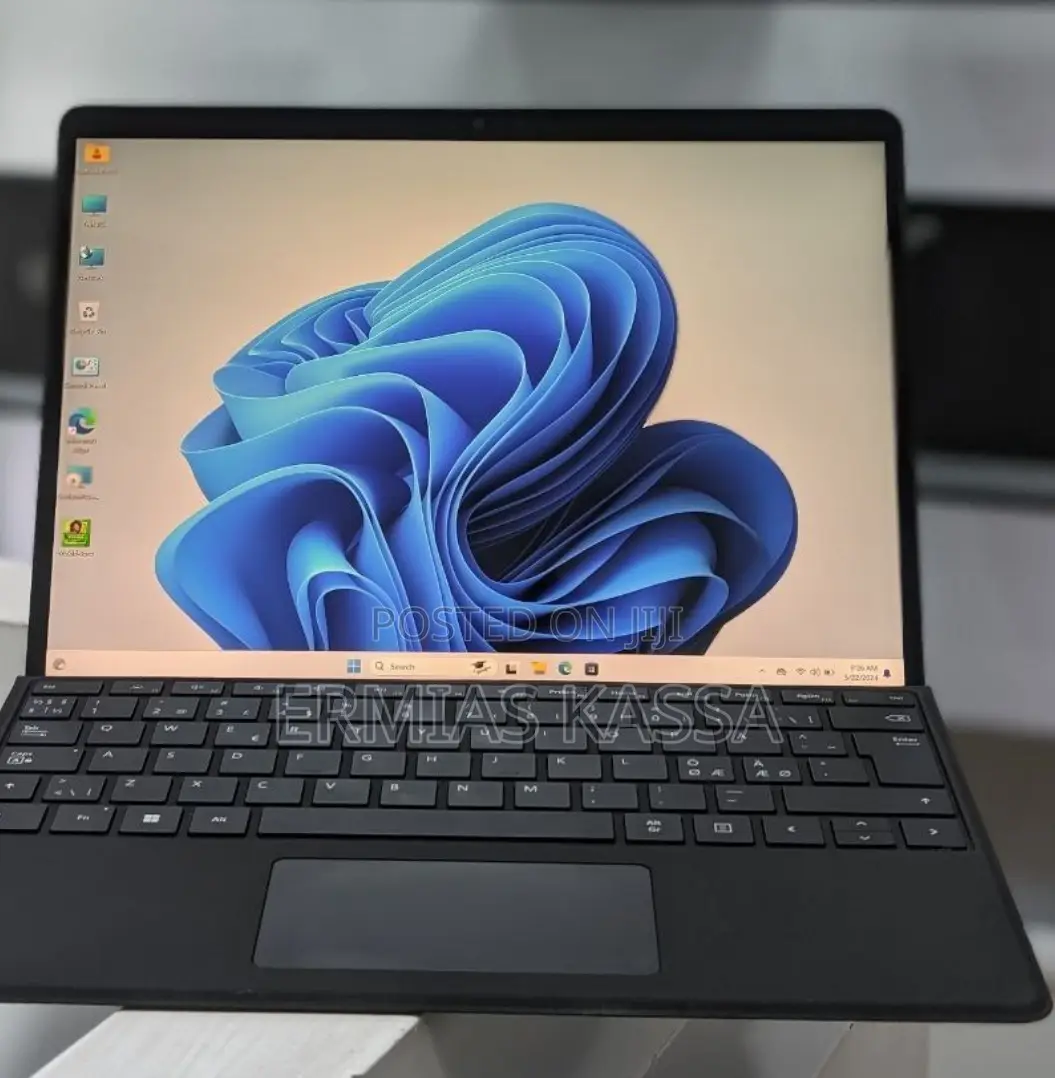 New Laptop Microsoft Surface Pro 9 16GB Intel Core I5 SSD 256GB