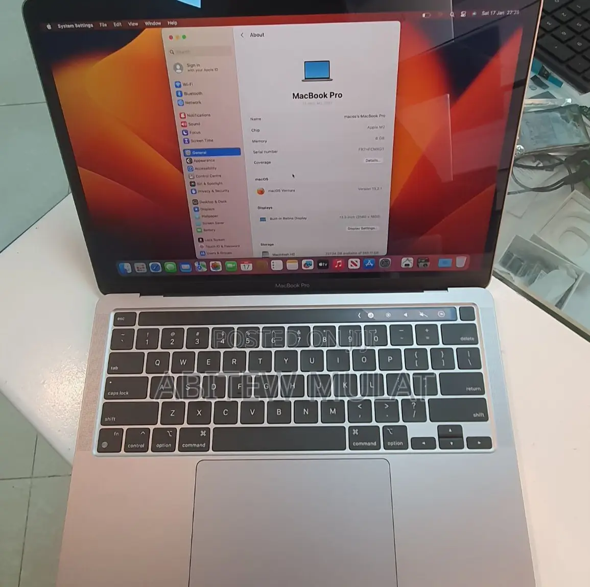 New Laptop Apple MacBook Pro 8GB Apple M2 SSD 256GB