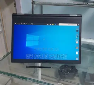 Photo - New Laptop Lenovo ThinkPad Yoga 370 8GB Intel Core I5 SSD 512GB