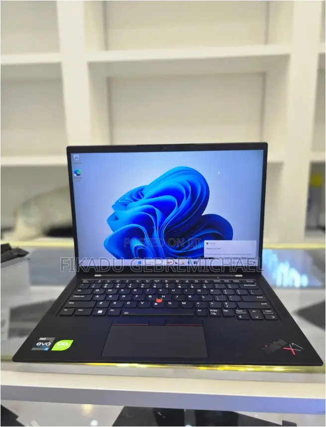 New Laptop Lenovo ThinkPad X1 Carbon 16GB Intel Core I7 SSD 512GB