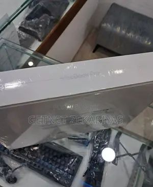 New Laptop Apple MacBook Pro 16GB Apple M2 SSD 512GB