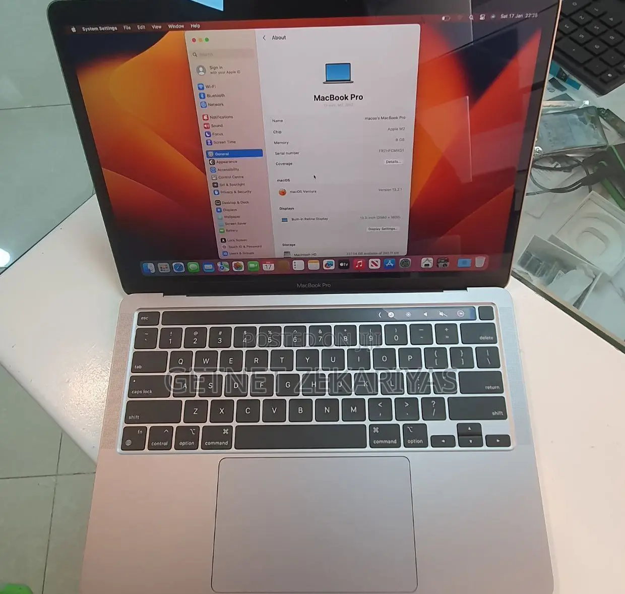 New Laptop Apple MacBook Pro 8GB Apple M2 SSD 256GB