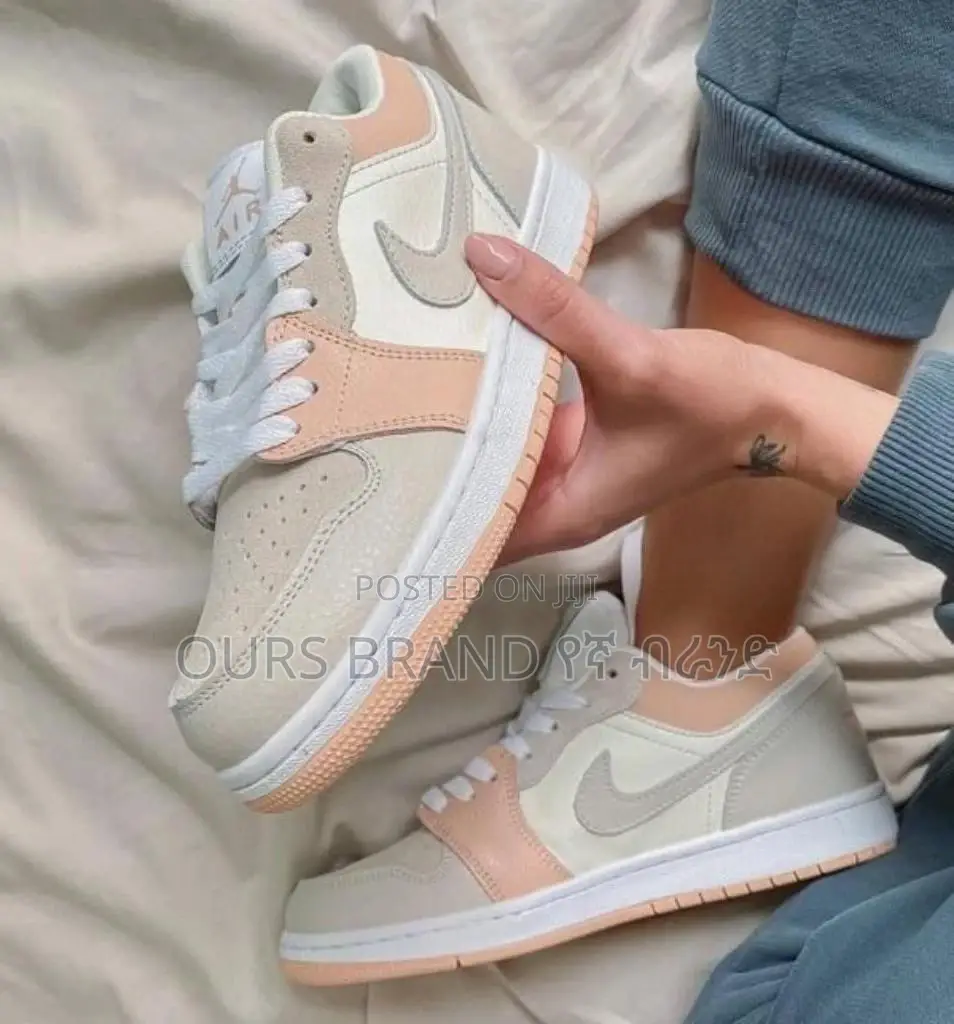 Nike Air Jordan 1 Low Cut High Quality Luxurious Shoes