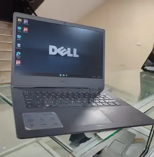 Photo - New Laptop Dell Vostro 13 5370 8GB Intel Core I5 SSD 256GB